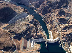 Flying over the Hoover Dam